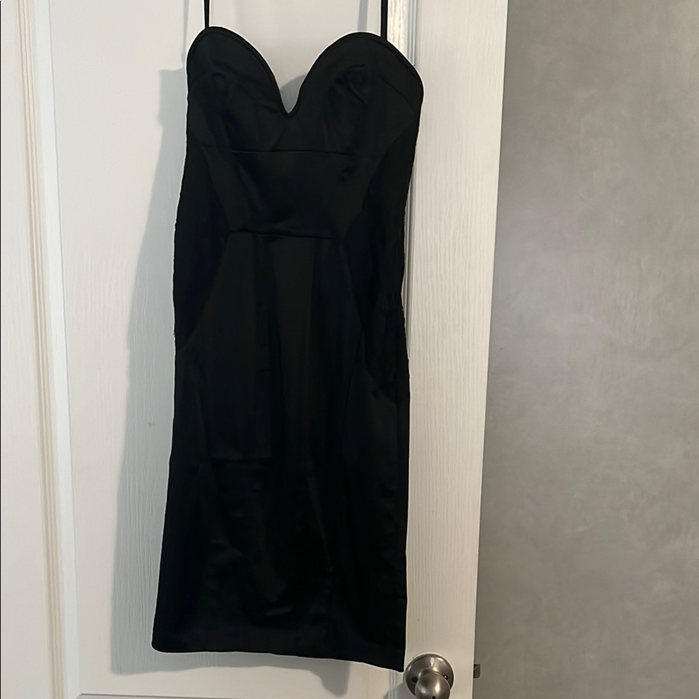 Elegant Black Strapless Dress